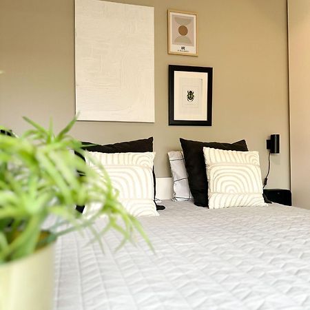 Bed & Breakfast Waterpoort - Incl Gratis Licht Ontbijt En Parking Sneek Exteriér fotografie